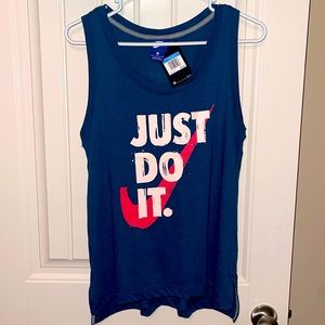 Nike. Medium. NWT.